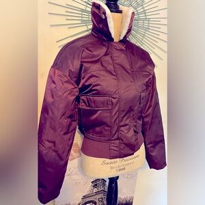 NWT Universal thread in size XS in burgundy. Collar can be remove.